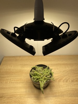 PROFI LED GROW žiarovka na všetky rastliny (E27) 60W - 3 nastaviteľné ramená (SUNLIGHT)